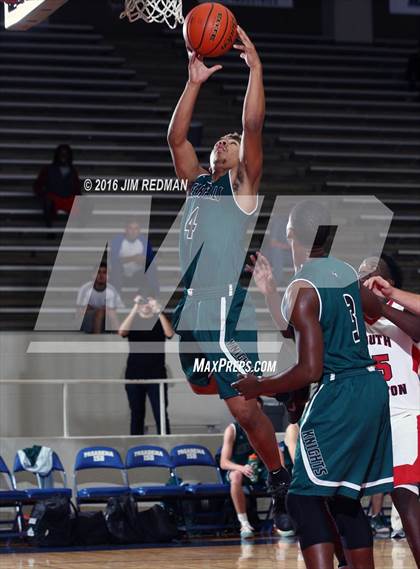 Thumbnail 2 in South Houston vs. Clear Falls (McDonald's Texas Invitational) photogallery.