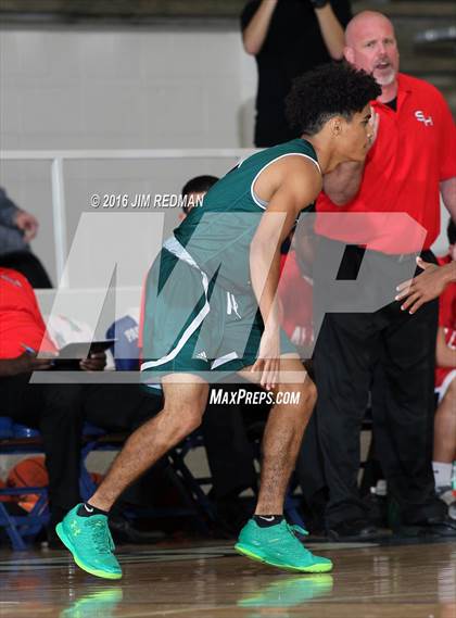 Thumbnail 2 in South Houston vs. Clear Falls (McDonald's Texas Invitational) photogallery.