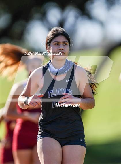 Thumbnail 3 in Clovis East vs Clovis West photogallery.