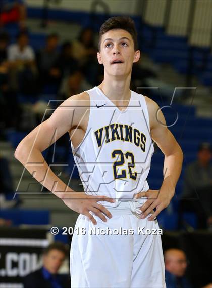 Thumbnail 1 in Santa Monica vs. Serra (Fairfax State Preview) photogallery.