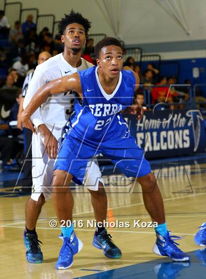 Thumbnail 2 in Santa Monica vs. Serra (Fairfax State Preview) photogallery.