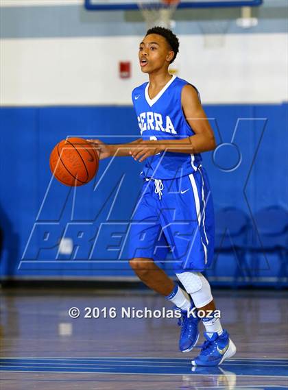 Thumbnail 1 in Santa Monica vs. Serra (Fairfax State Preview) photogallery.