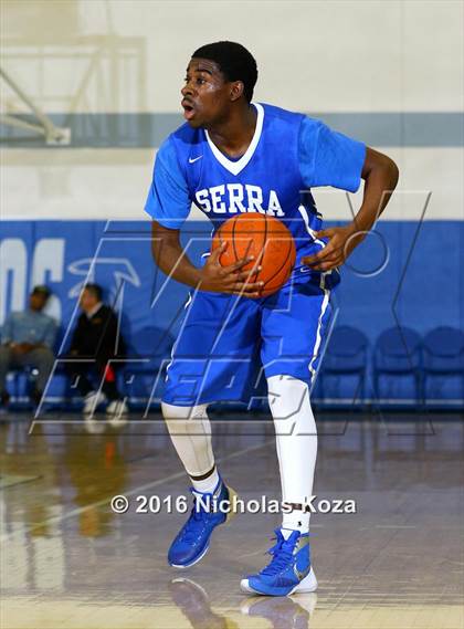 Thumbnail 1 in Santa Monica vs. Serra (Fairfax State Preview) photogallery.