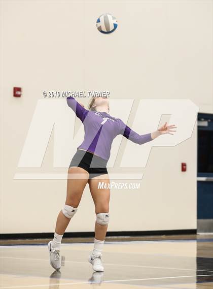 Thumbnail 3 in Century vs Bonneville (4A State Final) photogallery.