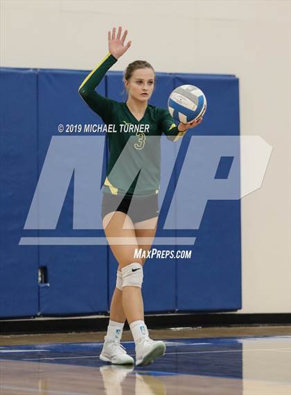 Thumbnail 3 in Century vs Bonneville (4A State Final) photogallery.