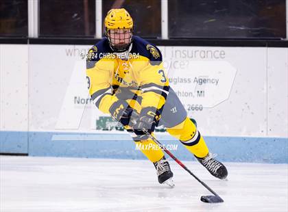 Thumbnail 3 in Trenton @ Houghton photogallery.