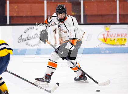 Thumbnail 3 in Trenton @ Houghton photogallery.