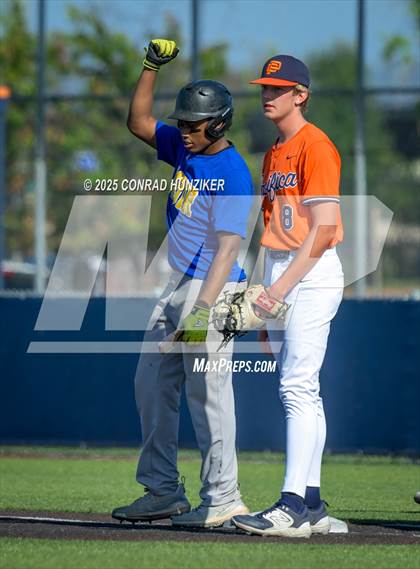 Thumbnail 3 in Pacifica Christian vs. Muir (CIF SS Division 6 Round 2) photogallery.