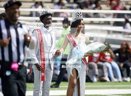Thumbnail 2 in Raines @ Ribault photogallery.