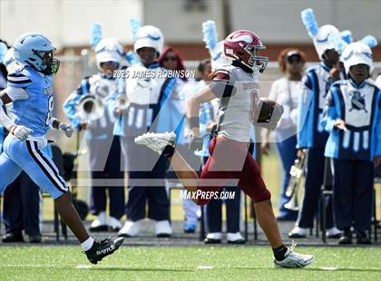Thumbnail 1 in Raines @ Ribault photogallery.