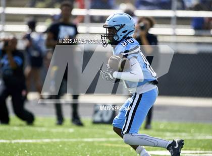 Thumbnail 3 in Raines @ Ribault photogallery.