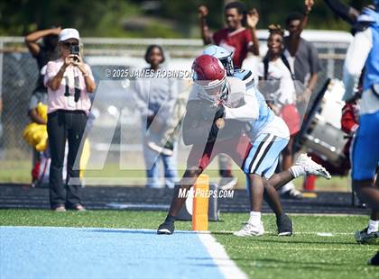 Thumbnail 3 in Raines @ Ribault photogallery.