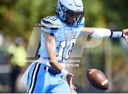 Thumbnail 3 in Raines @ Ribault photogallery.