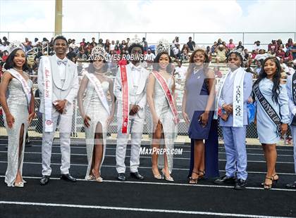 Thumbnail 3 in Raines @ Ribault photogallery.