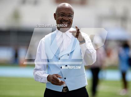Thumbnail 3 in Raines @ Ribault photogallery.