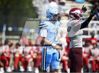 Thumbnail 3 in Raines @ Ribault photogallery.