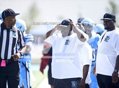 Thumbnail 3 in Raines @ Ribault photogallery.