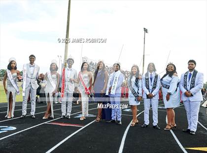 Thumbnail 1 in Raines @ Ribault photogallery.