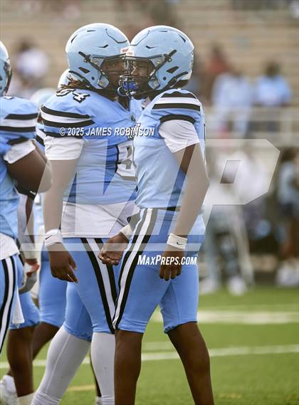 Thumbnail 3 in Raines @ Ribault photogallery.