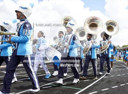 Thumbnail 2 in Raines @ Ribault photogallery.