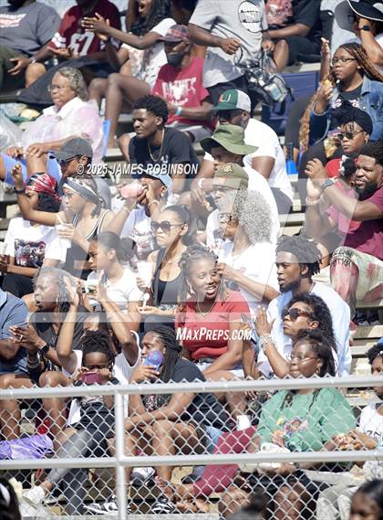 Thumbnail 1 in Raines @ Ribault photogallery.