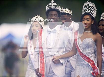 Thumbnail 1 in Raines @ Ribault photogallery.