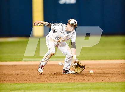 Thumbnail 2 in Grossmont vs. Francis Parker (CIF SDS D1 Final) photogallery.