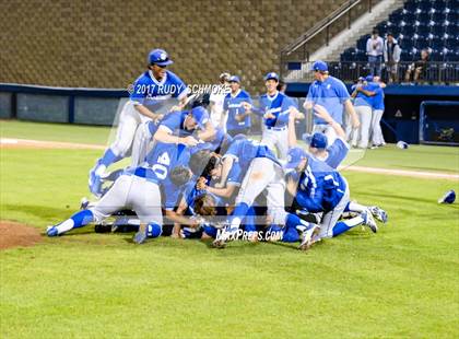Thumbnail 3 in Grossmont vs. Francis Parker (CIF SDS D1 Final) photogallery.