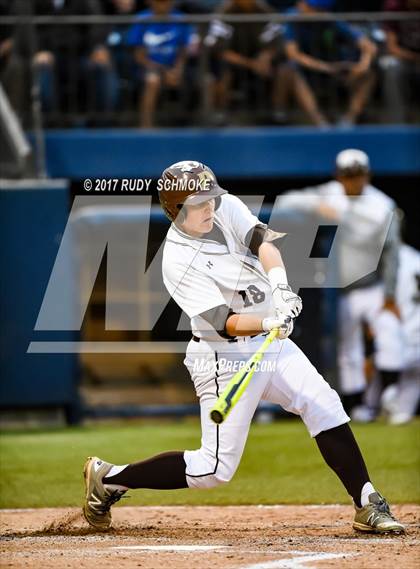 Thumbnail 2 in Grossmont vs. Francis Parker (CIF SDS D1 Final) photogallery.