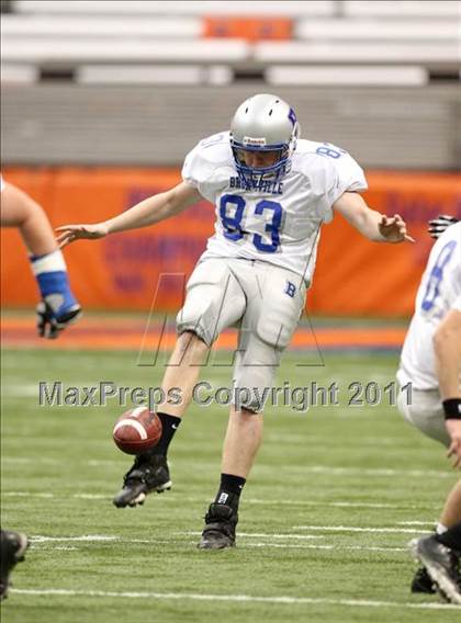 Thumbnail 3 in Bronxville vs General Brown (NYSPHSAA Class C Final) photogallery.