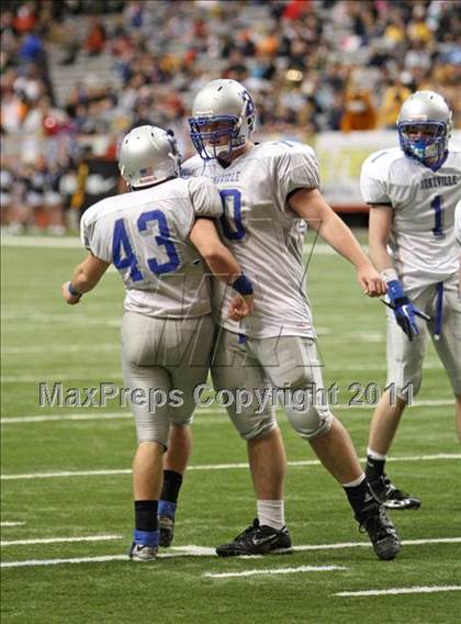 Thumbnail 1 in Bronxville vs General Brown (NYSPHSAA Class C Final) photogallery.