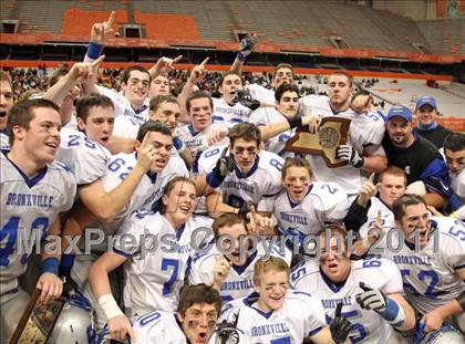 Thumbnail 1 in Bronxville vs General Brown (NYSPHSAA Class C Final) photogallery.
