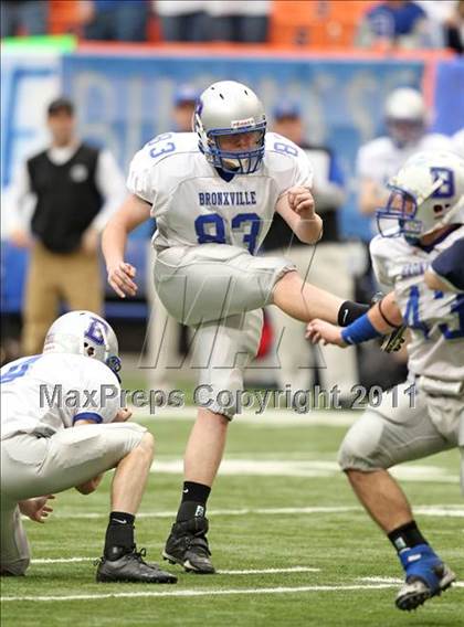 Thumbnail 1 in Bronxville vs General Brown (NYSPHSAA Class C Final) photogallery.