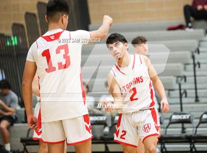 Thumbnail 1 in The Ambrose School vs. Homedale (Pro Image Holiday Classic Small Schools) photogallery.