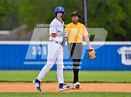 Thumbnail 3 in DeRidder vs Lake Charles College Prep  photogallery.