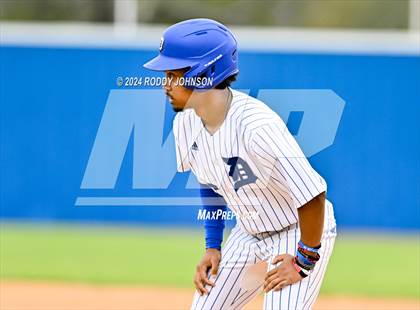 Thumbnail 1 in DeRidder vs Lake Charles College Prep  photogallery.