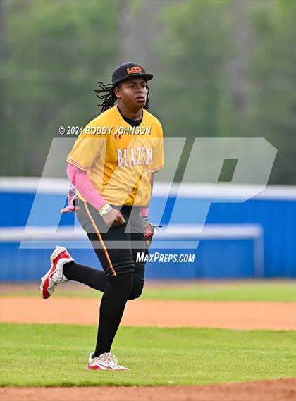Thumbnail 3 in DeRidder vs Lake Charles College Prep  photogallery.