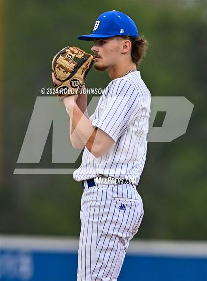 Thumbnail 1 in DeRidder vs Lake Charles College Prep  photogallery.