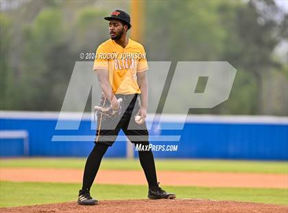 Thumbnail 1 in DeRidder vs Lake Charles College Prep  photogallery.