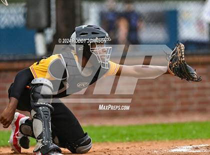 Thumbnail 3 in DeRidder vs Lake Charles College Prep  photogallery.