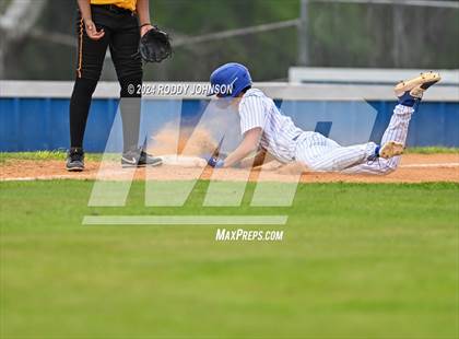 Thumbnail 3 in DeRidder vs Lake Charles College Prep  photogallery.