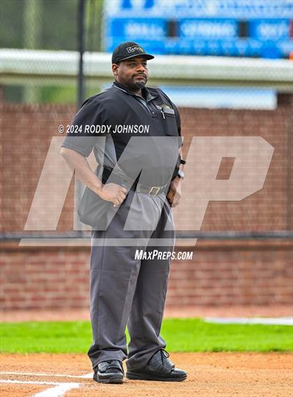 Thumbnail 2 in DeRidder vs Lake Charles College Prep  photogallery.