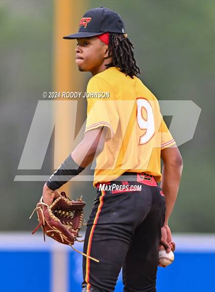 Thumbnail 2 in DeRidder vs Lake Charles College Prep  photogallery.