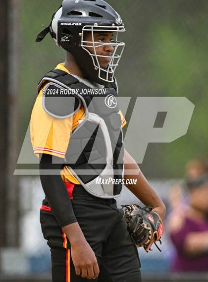 Thumbnail 2 in DeRidder vs Lake Charles College Prep  photogallery.