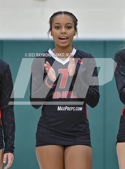 Thumbnail 1 in Richmond v New Palestine (IHSAA Class 4A Sectionals Round 1) photogallery.
