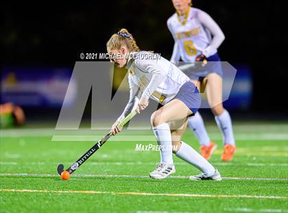 Thumbnail 2 in Clarence vs. Northport (NYSPHSAA Class A Semifinal) photogallery.
