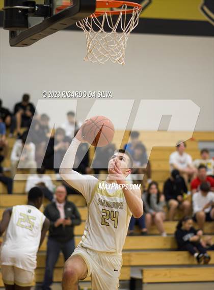 Thumbnail 2 in Jordan vs Morton Ranch photogallery.