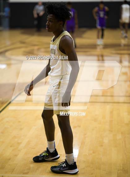 Thumbnail 2 in Jordan vs Morton Ranch photogallery.