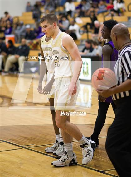 Thumbnail 3 in Jordan vs Morton Ranch photogallery.