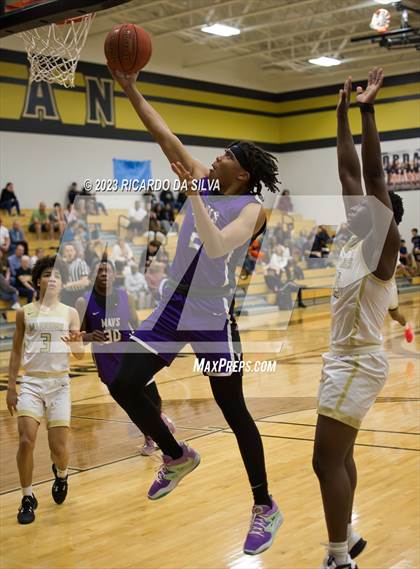 Thumbnail 2 in Jordan vs Morton Ranch photogallery.